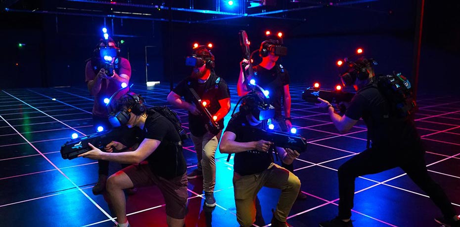 里面游戏很多的软件_steam里面的vr游戏_里面游戏解说