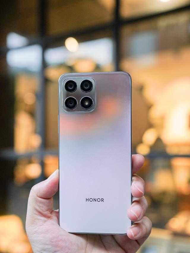 手机游戏学生价是什么意思_学生游戏充钱100多么_200元学生游戏手机