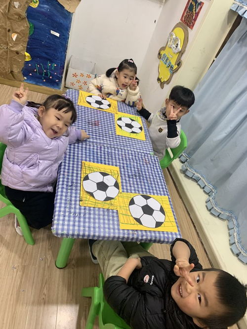 小班家中游戏,亲子互动乐趣多